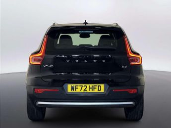 Volvo XC40 2.0 B3 MHEV Core DCT Auto Euro 6 (s/s) 5dr