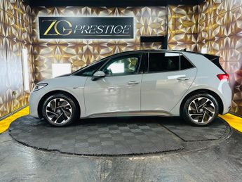 Volkswagen ID.3 Pro Performance 58kWh Life Auto 5dr