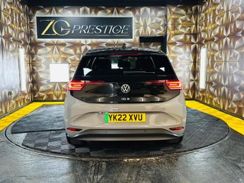 Volkswagen ID.3 Pro Performance 58kWh Life Auto 5dr