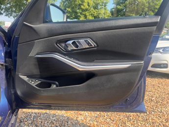 BMW 3 Series 2.0 330e 12kWh SE Pro Touring Auto Euro 6 (s/s) 5dr