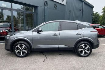Nissan Qashqai 1.3 DiG-T 140 BHP N-Connecta 5dr
