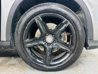 Mercedes-Benz GLA 2.1 GLA220d AMG Line (Premium Plus) 7G-DCT 4MATIC Euro 6 (s/s) 5