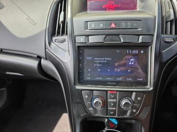 Vauxhall Astra 1.4i SRi Euro 6 5dr