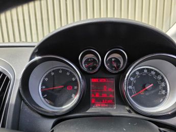 Vauxhall Astra 1.4i SRi Euro 6 5dr