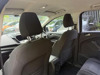 Ford Kuga 2.0 TDCi EcoBlue Zetec Powershift AWD Euro 6 (s/s) 5dr