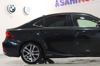 Lexus IS 2.5 300h Luxury Saloon 4dr Petrol Hybrid E-CVT Euro 6 (s/s) (223