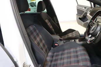 Volkswagen Golf 2.0 TSI BlueMotion Tech GTI Hatchback 5dr Petrol DSG Euro 6 (s/s
