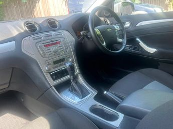 Ford Mondeo 2.0 TDCi Zetec 5dr