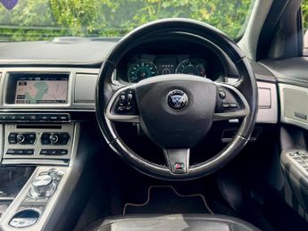 Jaguar XF 3.0d S V6 Portfolio Sportbrake Auto Euro 5 (s/s) 5dr
