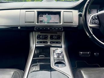 Jaguar XF 3.0d S V6 Portfolio Sportbrake Auto Euro 5 (s/s) 5dr