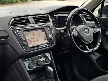 Volkswagen Tiguan 2.0 TDI BlueMotion Tech SEL SUV 5dr Diesel DSG 4Motion Euro 6 (s