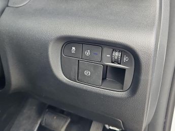 Hyundai INSTER Long Range 49kWh 02 SUV 5dr Electric Auto (115 ps)