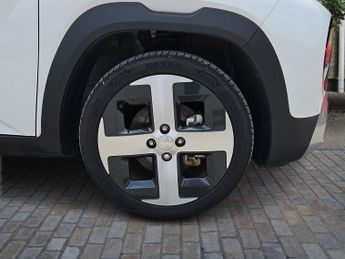 Hyundai INSTER Long Range 49kWh 02 SUV 5dr Electric Auto (115 ps)