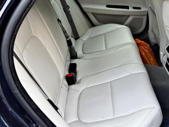 Jaguar XF 2.0d Prestige Auto Euro 6 (s/s) 4dr