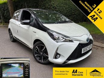 Toyota Yaris 1.5 VVT-h Blue Bi-Tone E-CVT Euro 6 (s/s) 5dr