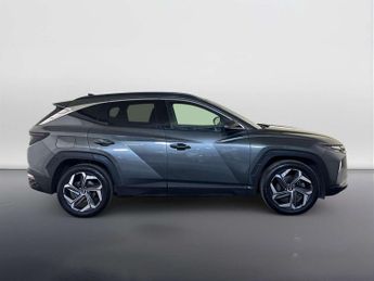 Hyundai TUCSON 1.6 T-GDi 13.8kWh Premium SUV 5dr Petrol Plug-in Hybrid Auto 4WD