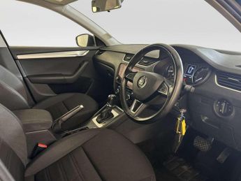 Skoda Octavia 1.5 TSI ACT SE Drive Estate 5dr Petrol DSG Euro 6 (s/s) (150 ps)