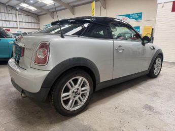 MINI Coupe 1.6 Cooper Euro 5 (s/s) 2dr