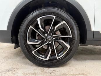 MG MG ZS 1.0 T-GDI Exclusive Auto Euro 6 5dr