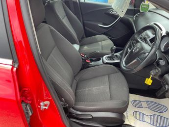 Vauxhall Astra 1.4T 16v SRi Euro 5 5dr