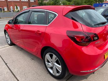 Vauxhall Astra 1.4T 16v SRi Euro 5 5dr