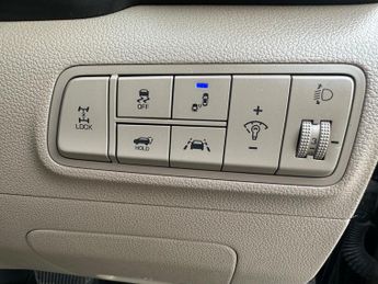 Hyundai TUCSON 2.0 CRDi MHEV Premium SE SUV 5dr Diesel Hybrid Auto 4WD Euro 6 (