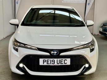 Toyota Corolla 1.8 VVT-h Design CVT Euro 6 (s/s) 5dr