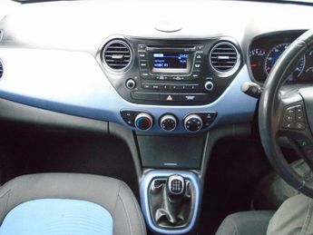 Hyundai i10 1.2 Premium Euro 5 5dr