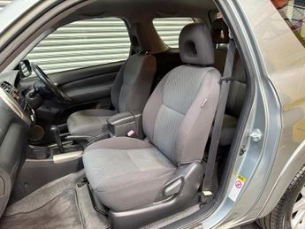 Toyota RAV4 2.0 VVT-i XT3 4WD 3dr