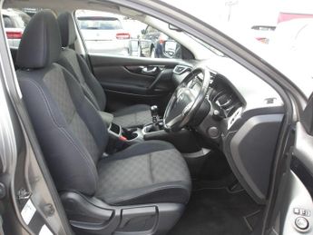 Nissan Qashqai 1.2 DIG-T n-tec+ 2WD Euro 5 (s/s) 5dr