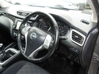 Nissan Qashqai 1.2 DIG-T n-tec+ 2WD Euro 5 (s/s) 5dr