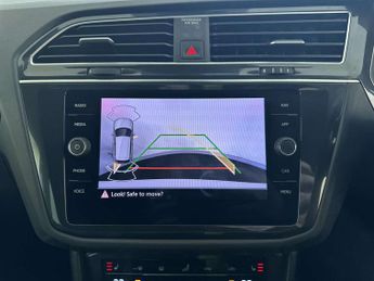Volkswagen Tiguan 1.4 TSI 13kWh R-Line SUV 5dr Petrol Plug-in Hybrid DSG Euro 6 (s