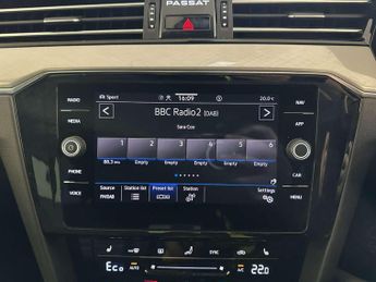 Volkswagen Passat 1.4 TSI 13kWh GTE Estate 5dr Petrol Plug-in Hybrid DSG Euro 6 (s