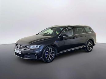 Volkswagen Passat 1.4 TSI 13kWh GTE Estate 5dr Petrol Plug-in Hybrid DSG Euro 6 (s