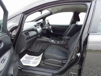 Nissan Leaf 39kWh Acenta Auto 5dr