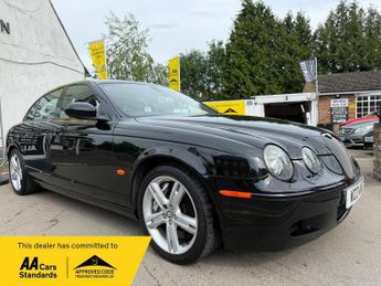 Jaguar S-Type 4.2 V8 R Saloon 4dr Petrol Automatic (314 g/km, 400 bhp)