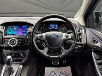 Ford Focus 1.6 Titanium Navigator Powershift Euro 5 5dr
