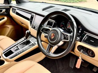 Porsche Macan 3.0 V6 S SUV 5dr Petrol PDK 4WD Euro 6 (s/s) (340 ps)