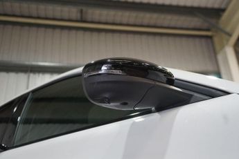 Ford Mustang Mach-E Extended Range 91kWh AWD 5dr