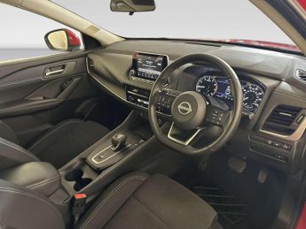 Nissan Qashqai 1.3 DIG-T MHEV Acenta Premium SUV 5dr Petrol Hybrid XTRON Euro 6