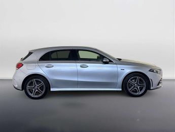 Mercedes-Benz A Class 1.3 A250e 15.6kWh AMG Line (Premium 2) Hatchback 5dr Petrol Plug