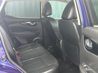 Nissan Qashqai 1.2 DIG-T Tekna 2WD Euro 6 (s/s) 5dr