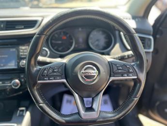 Nissan Qashqai 1.6 dCi Tekna XTRON Euro 6 (s/s) 5dr