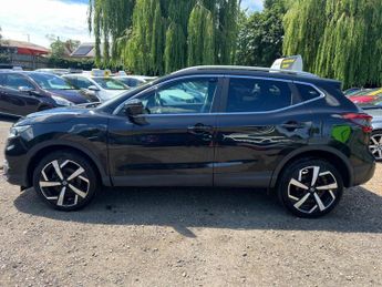 Nissan Qashqai 1.6 dCi Tekna XTRON Euro 6 (s/s) 5dr
