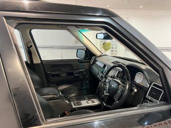 Land Rover Range Rover 4.4 TD V8 Vogue Auto 4WD Euro 5 5dr