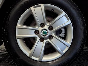 Skoda Octavia 1.6 TDI SE Euro 5 5dr