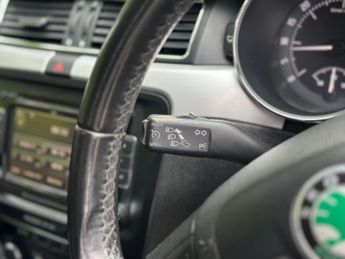 Skoda Superb 2.0 TDI SE Euro 4 5dr