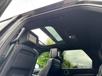 Land Rover Discovery 3.0 SD V6 HSE Luxury Auto 4WD Euro 6 (s/s) 5dr