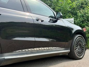 Mercedes-Benz EQC EQC 400 80kWh AMG Line (Premium Plus) Auto 4MATIC 5dr