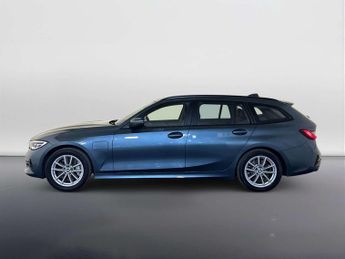 BMW 3 Series 2.0 330e 12kWh SE Pro Touring 5dr Petrol Plug-in Hybrid Auto Eur